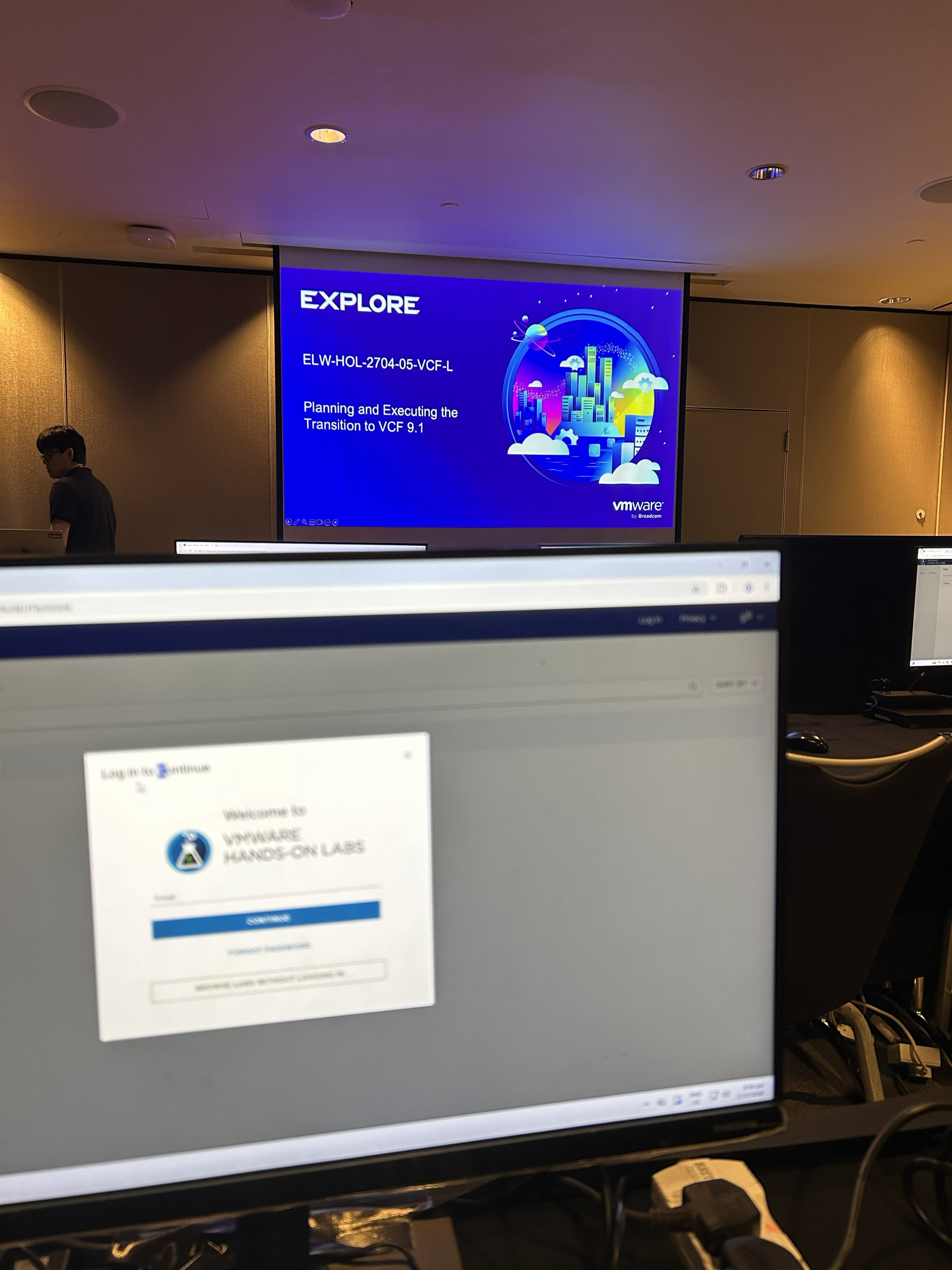 VMwareExplore_Session_01.jpg